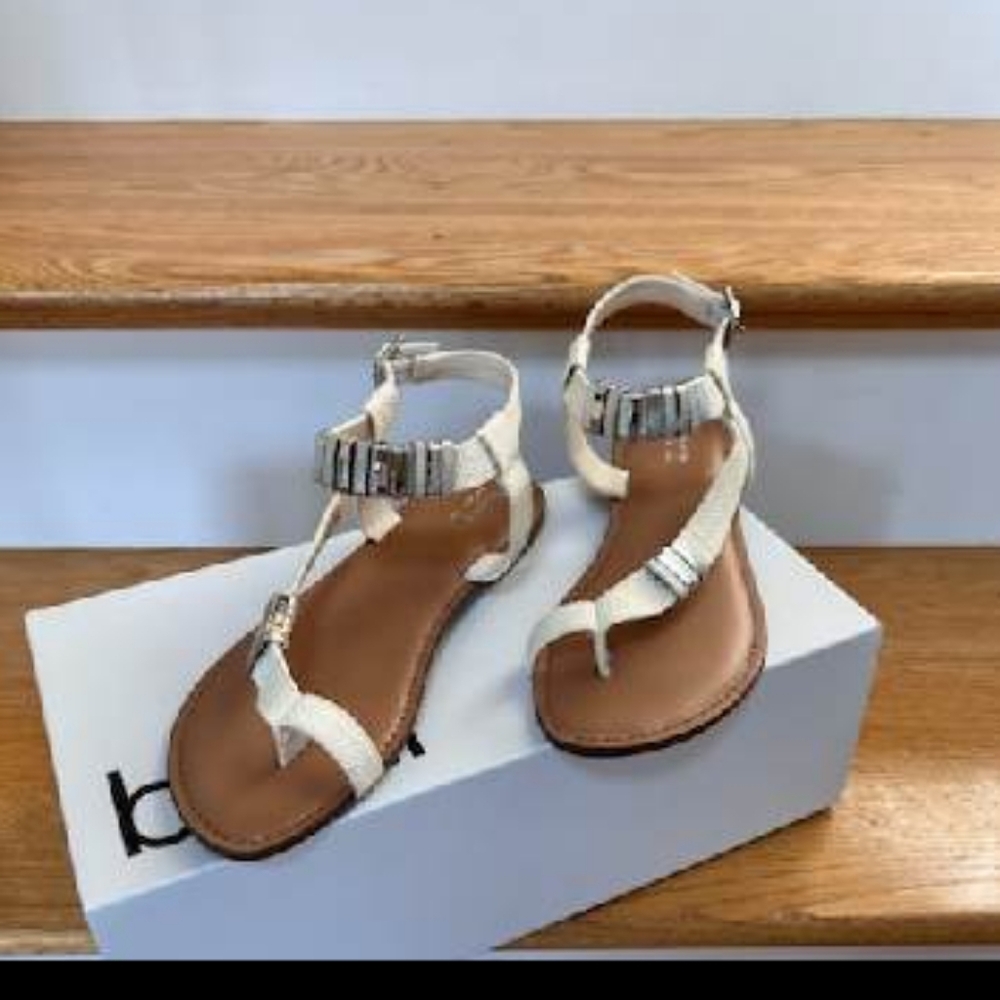 🥳HP!!NIB!! Bar III Verna Sandals